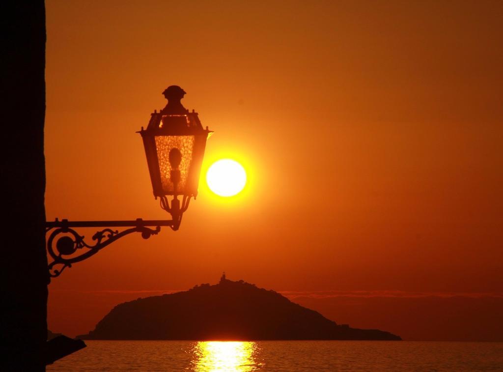 Casa A Lerici Nell'Antico Borgo Exterior foto